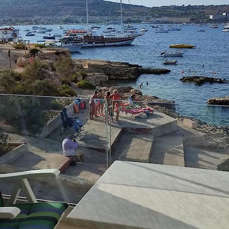 Beachfront With Seaviews Apartment No56 Award Winner Unbeatable Location For Closeness To The Sea Ideal For Guests Looking For Winter Spring And Autumn Breaks In Sunny Malta Also Ideal For Coastal Hikers Mellieha Exterior foto