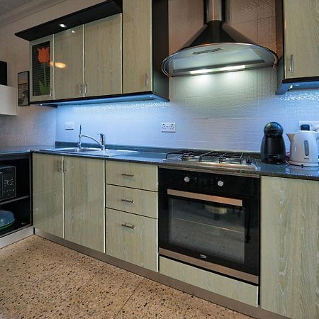 Beachfront With Seaviews Apartment No56 Award Winner Unbeatable Location For Closeness To The Sea Ideal For Guests Looking For Winter Spring And Autumn Breaks In Sunny Malta Also Ideal For Coastal Hikers Mellieha Exterior foto